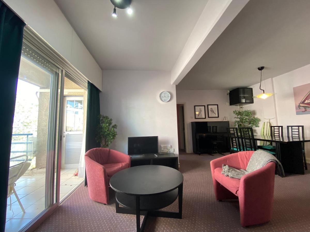 Private Room In A Shared Flat At Best Location Limassol Extérieur photo