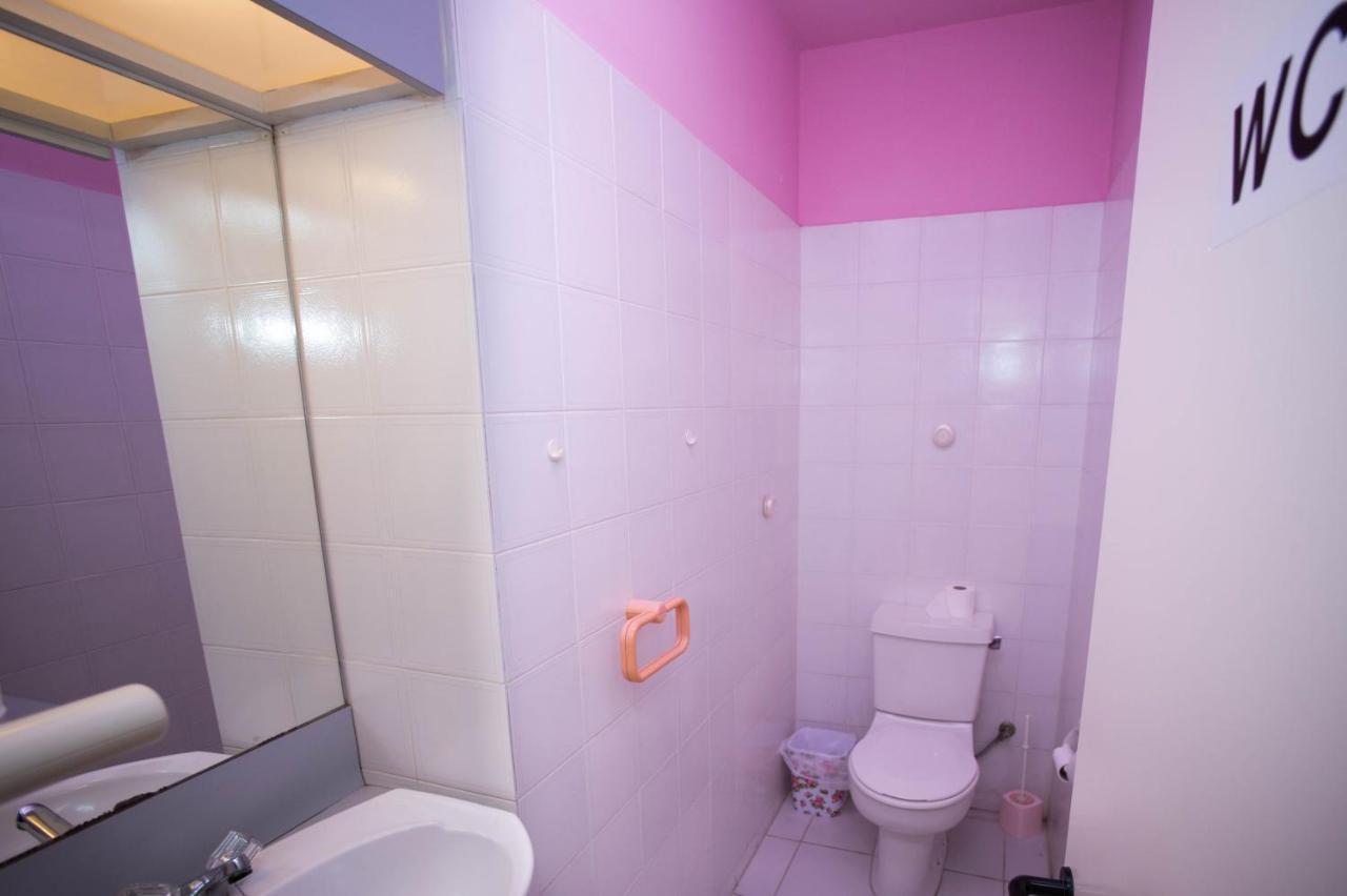 Private Room In A Shared Flat At Best Location Limassol Extérieur photo